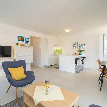 Sunny Hill Διαμέρισμα